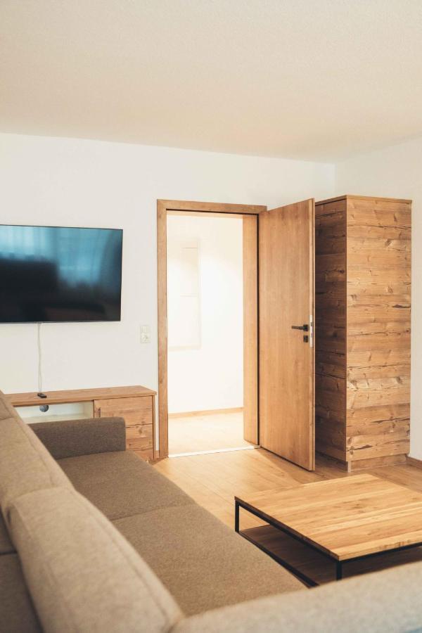 Haus Schwangau Apartamento Exterior foto